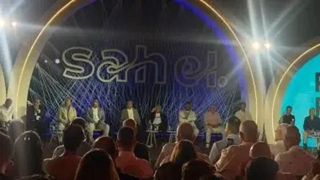 نجيب ساويرس يعلن عن مبادرة “يلا ساحل” لتنشيط السياحة بالمنطقة